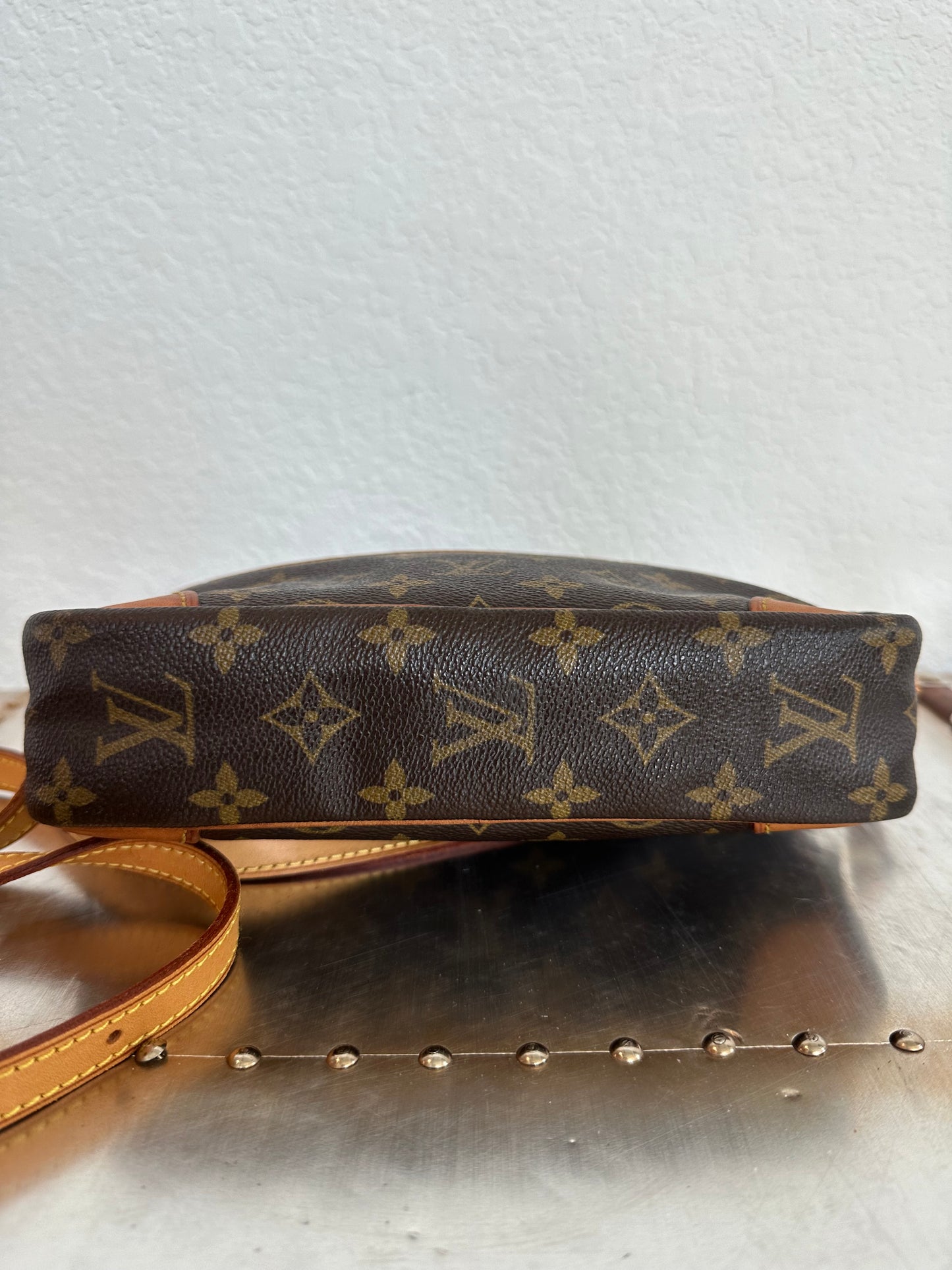 Pre-owned Authentic Louis Vuitton Trocadero 23 Monogram Shoulder Bag/ Crossbody Bag