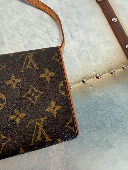 Pre-owned Authentic Louis Vuitton Pochette Twin GM Monogram Shoulder Bag