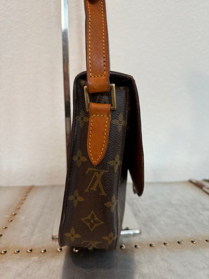 Pre-owned Authentic Louis Vuitton Saint Cloud GM Monogram Crossbody Bag