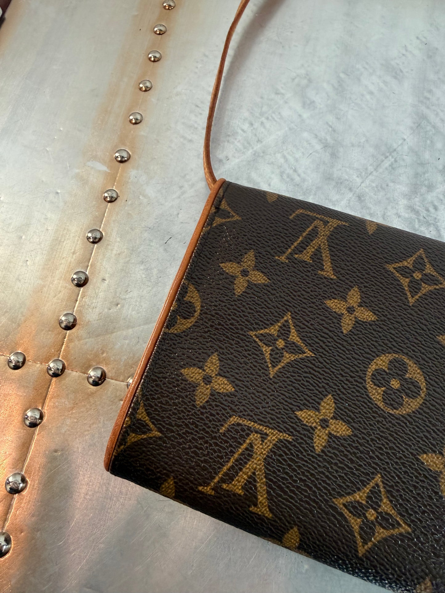 Pre-owned Authentic Louis Vuitton Pochette Twin GM Monogram Shoulder Bag