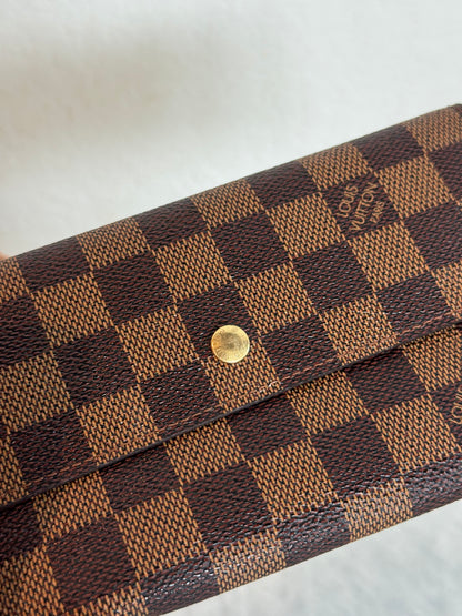 Pre-owned Authentic Louis Vuitton Portefeuille  International Damier Wallet