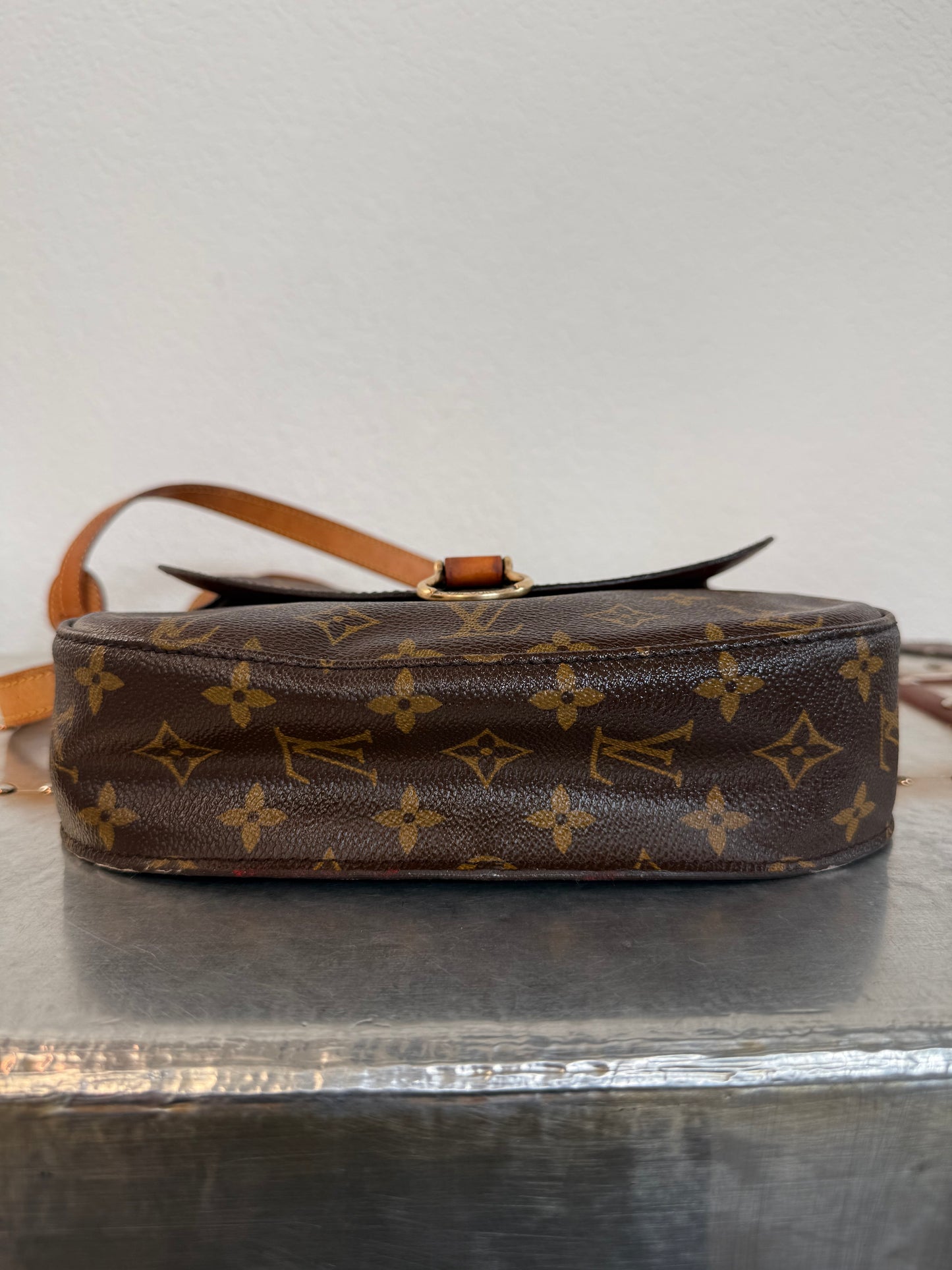 Pre-owned Authentic Louis Vuitton Saint Cloud GM Monogram Crossbody Bag