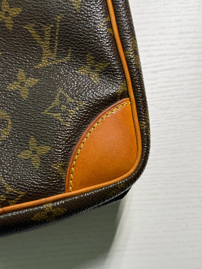 Pre-owned Authentic Louis Vuitton Amazon Monogram Crossbody Bag
