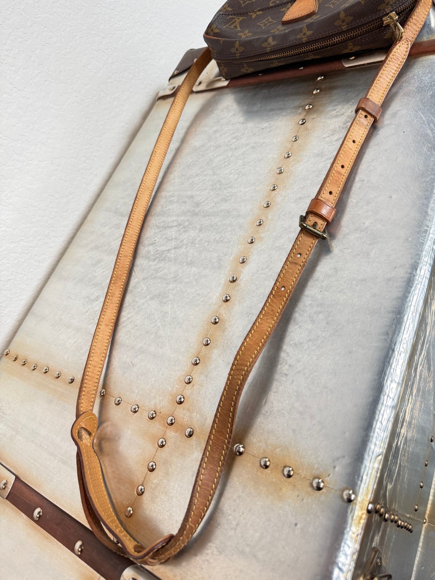 Pre-owned Authentic Louis Vuitton Jeune Fille PM Monogram Crossbody Bag