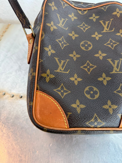 Pre-owned Authentic Louis Vuitton Amazon Monogram Crossbody Bag