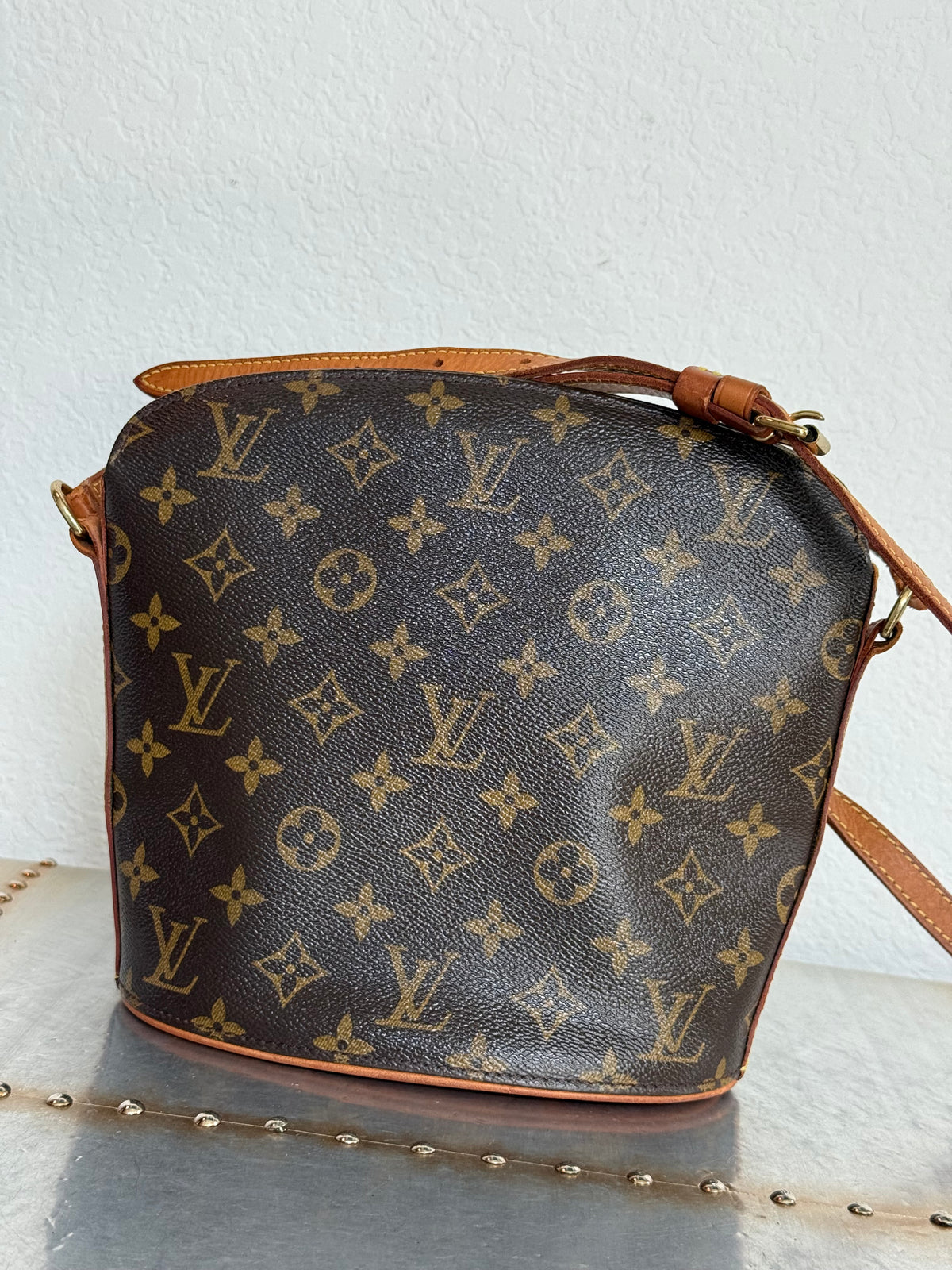 Pre-owned Authentic Louis Vuitton Drouot Monogram Crossbody Bag