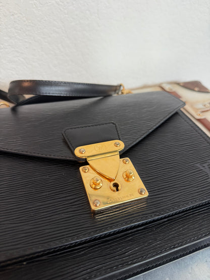 Pre-owned Authentic Louis Vuitton Monceau Epi Black Shoulder / Crossbody Bag
