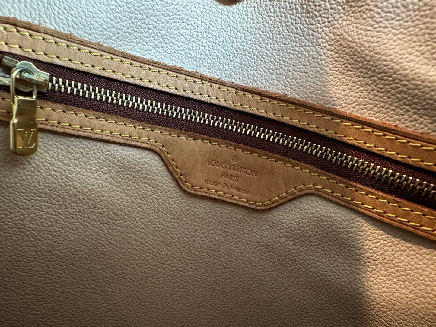 Pre-owned Authentic Louis Vuitton Bucket GM Monogram Shoulder Bag