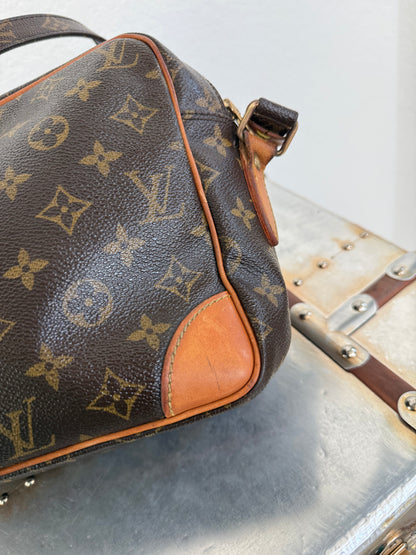 Pre-owned Louis Vuitton Nile PM Monogram Shoulder Bag/ Crossbody Bag