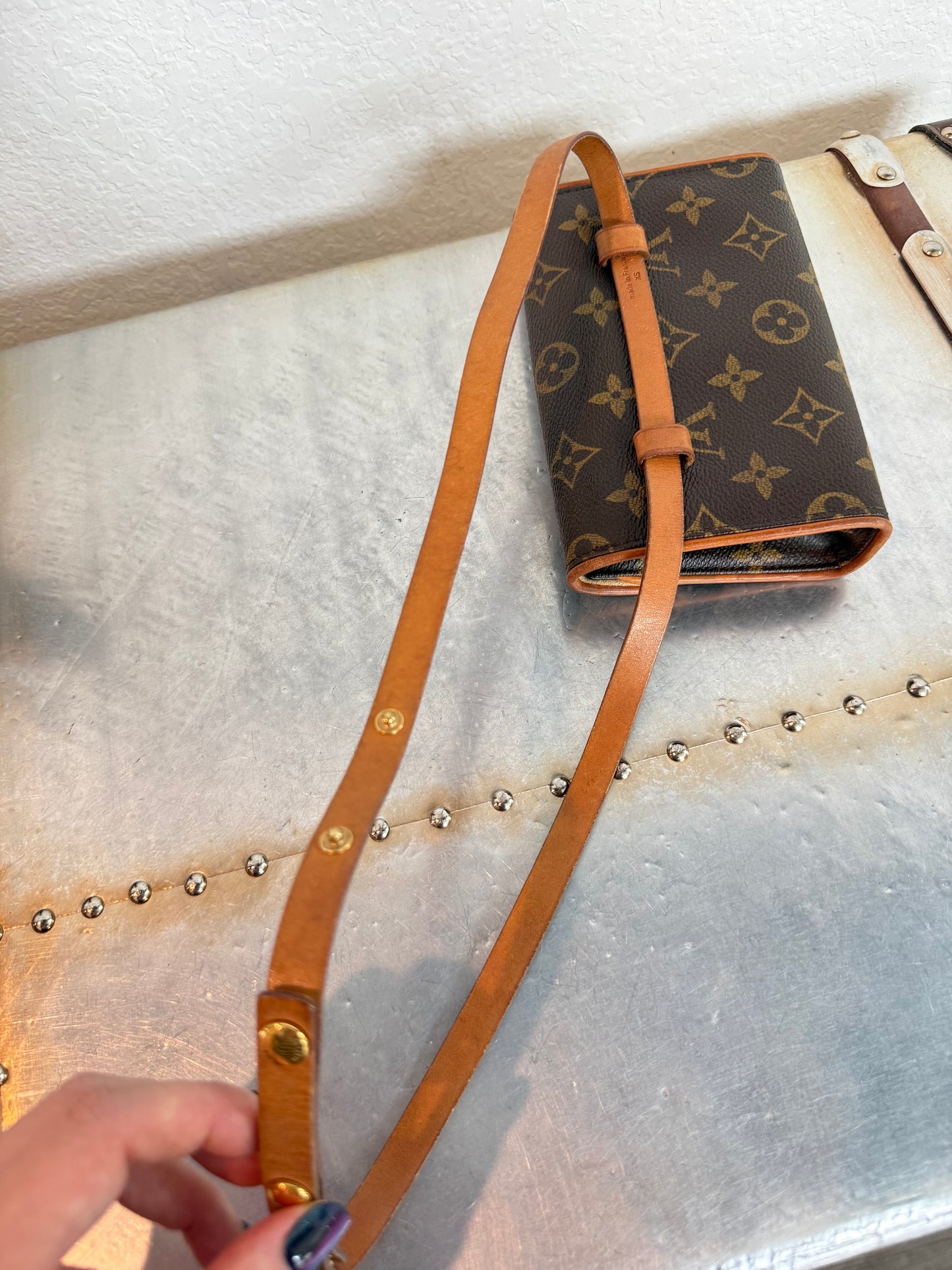 Pre-owned Authentic Louis Vuitton Monogram Florentine Waist Bag