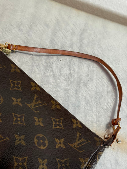 Pre-owned Authentic Louis Vuitton Pochette Accessoires Monogram Shoulder / Handbag