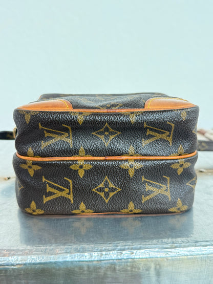 Pre-owned Authentic Louis Vuitton Amazon Monogram Crossbody Bag