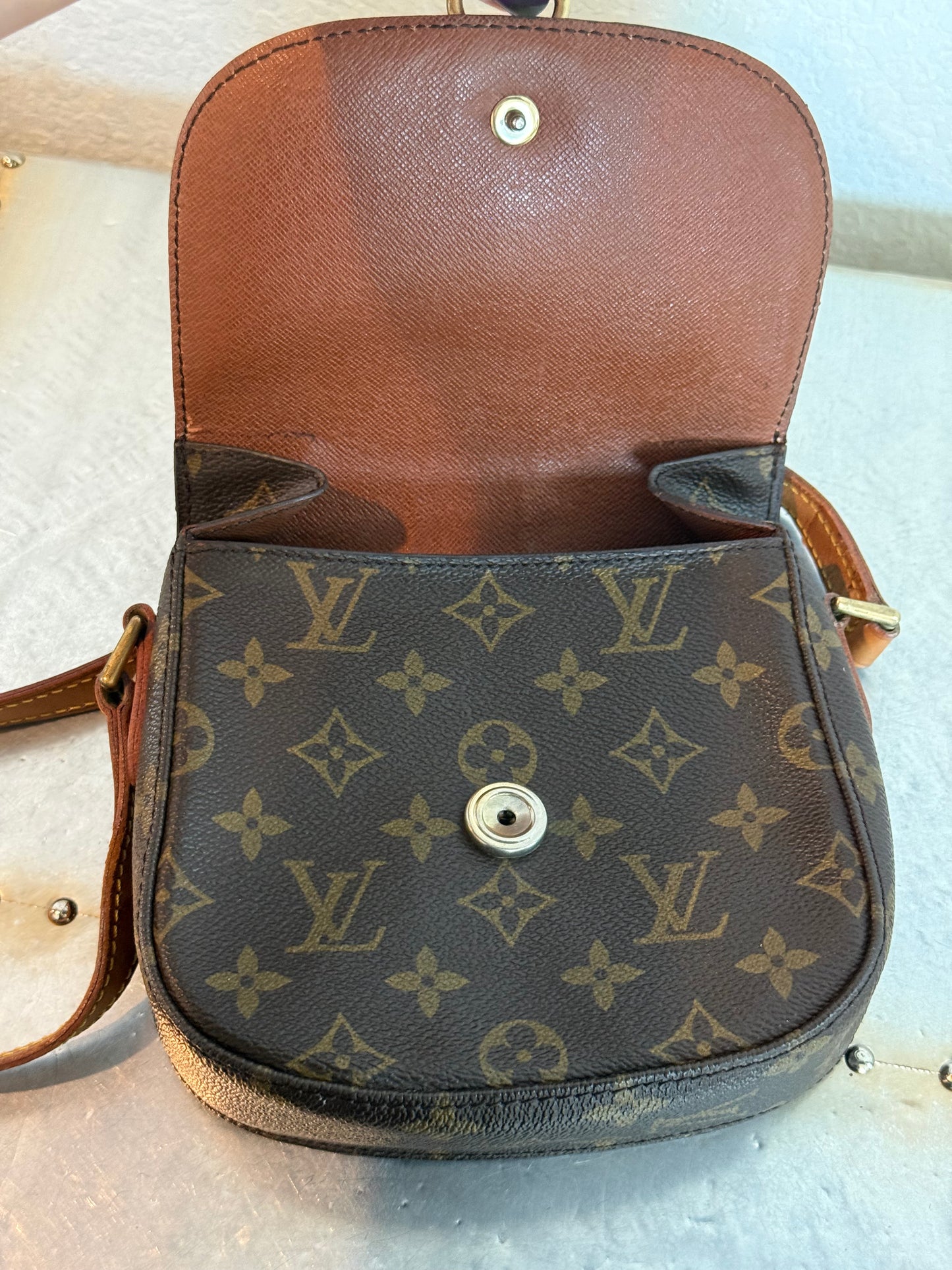Pre-owned Authentic Louis Vuitton Saint Cloud PM Monogram Crossbody Bag