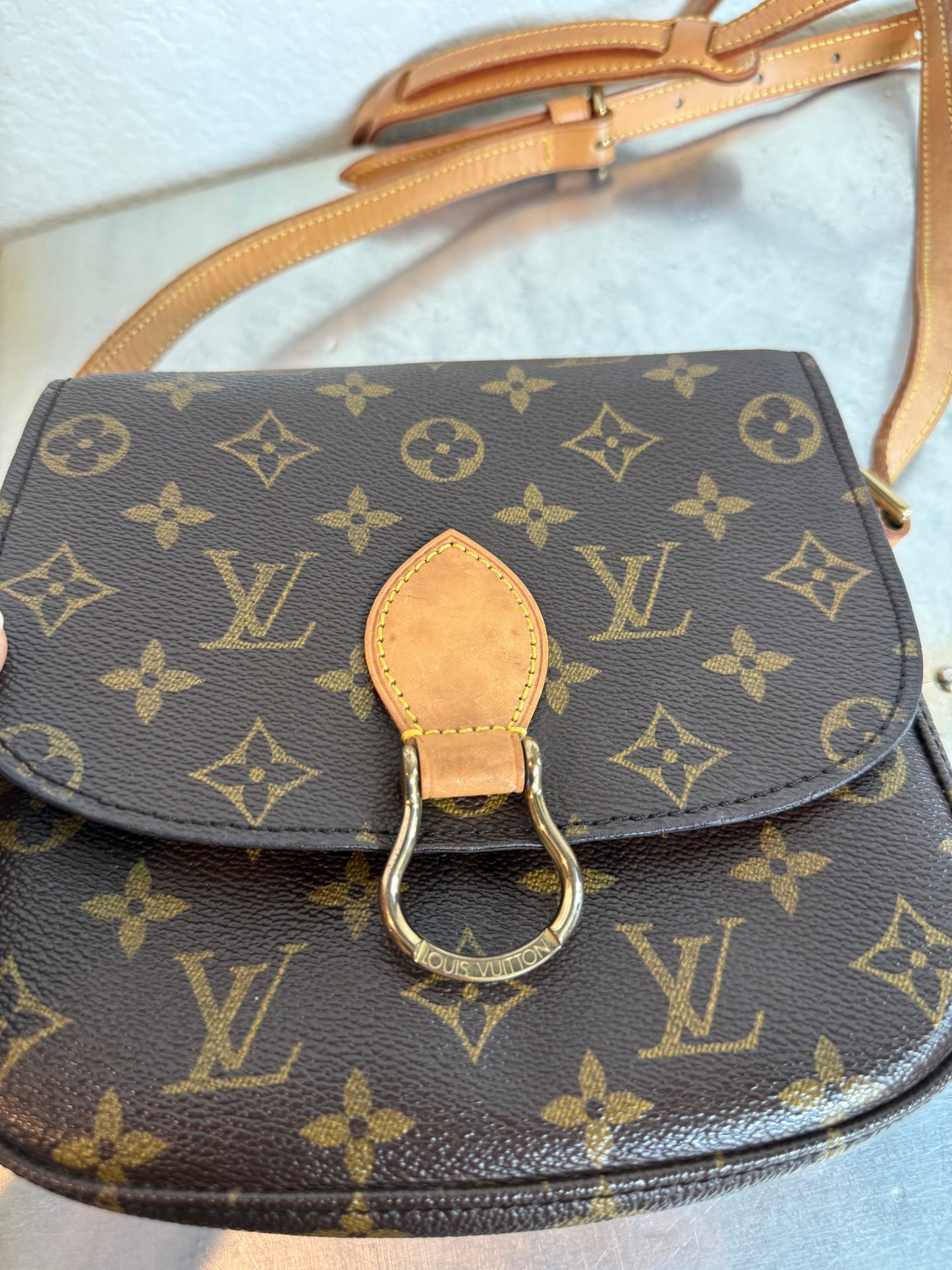 Pre-owned Authentic Louis Vuitton Saint Cloud MM Monogram Crossbody Bag