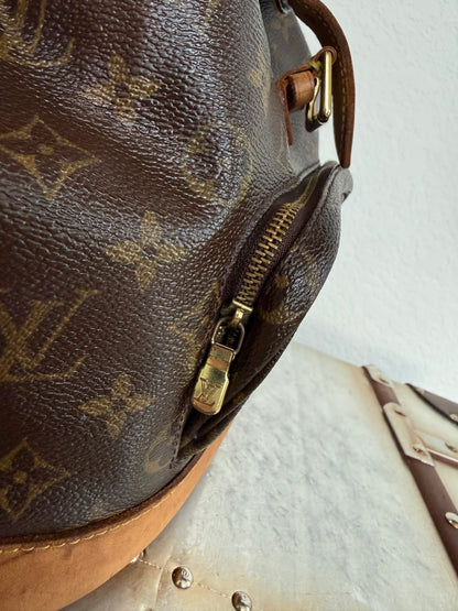 Pre-owned Authentic Louis Vuitton Montsouris MM Monogram Backpack