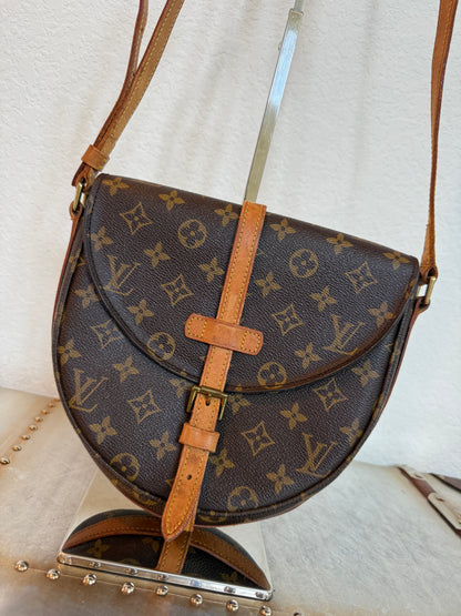 Pre-owned Authentic Louis Vuitton Chantilly MM Monogram Crossbody Bag