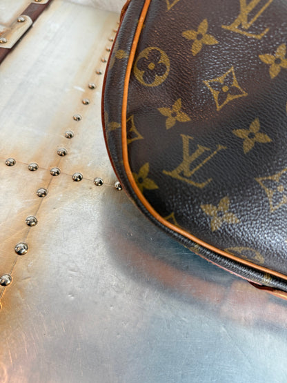 Pre-owned Authentic Louis Vuitton Jeune Fille GM Monogram Crossbody Bag