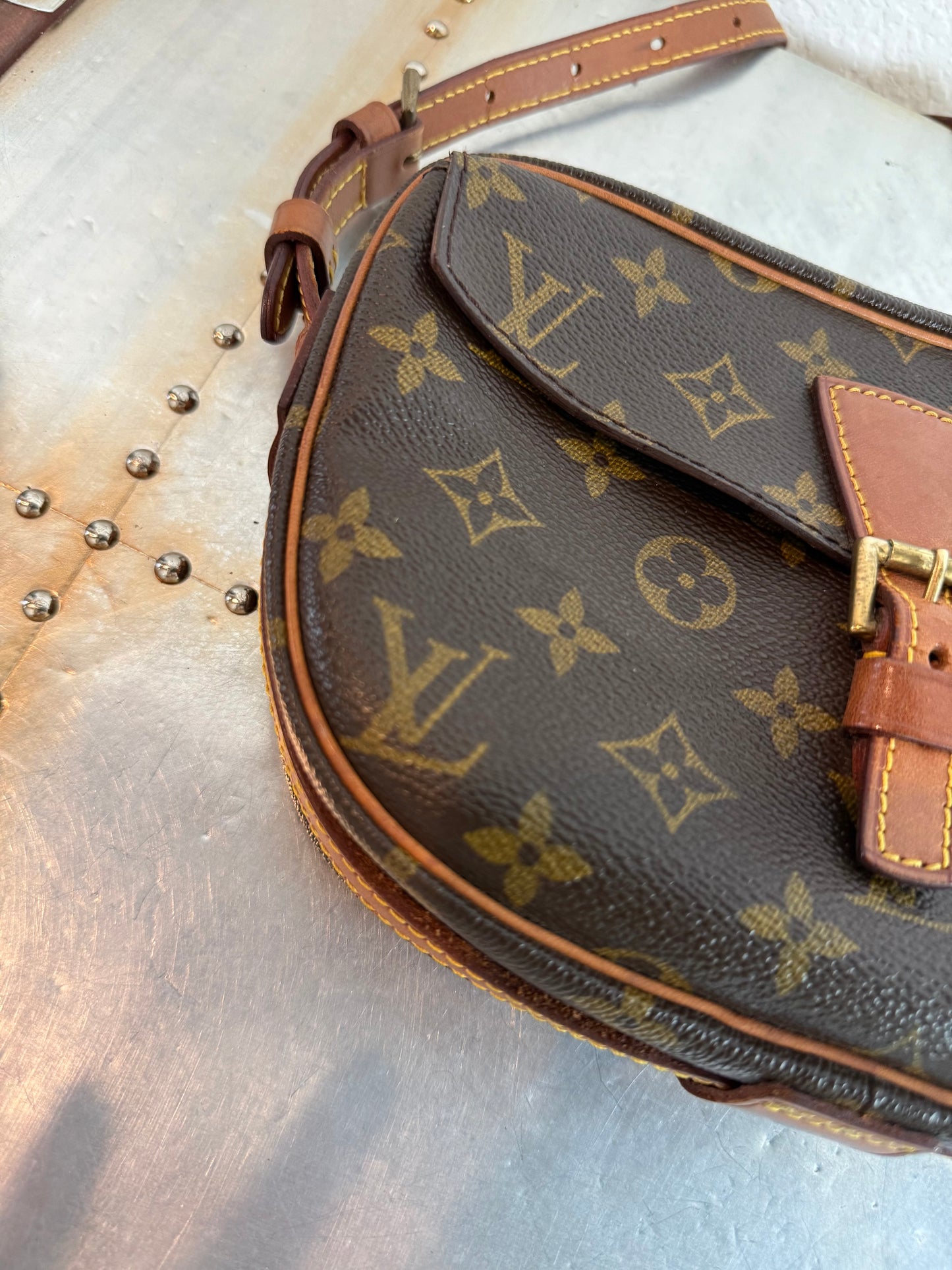 Pre-owned Authentic Louis Vuitton Jeune Fille PM Monogram Crossbody Bag