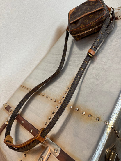 Pre-owned Authentic Louis Vuitton Danube Monogram Crossbody Bag