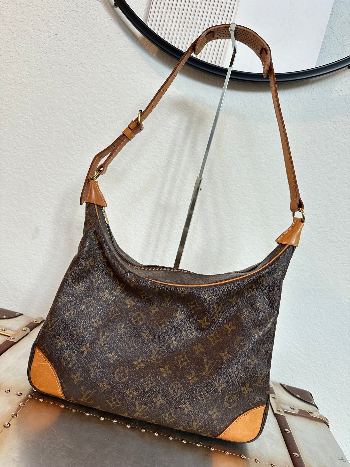 Pre-owned Authentic Louis Vuitton Boulogne 35 Monogram Shoulder Bag