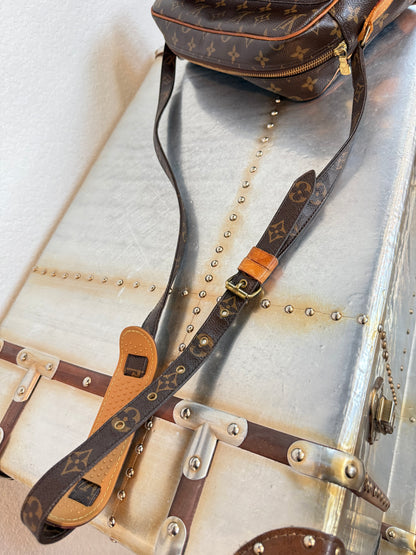 Pre-owned Authentic Louis Vuitton Nile PM Monogram Shoulder Bag/ Crossbody Bag