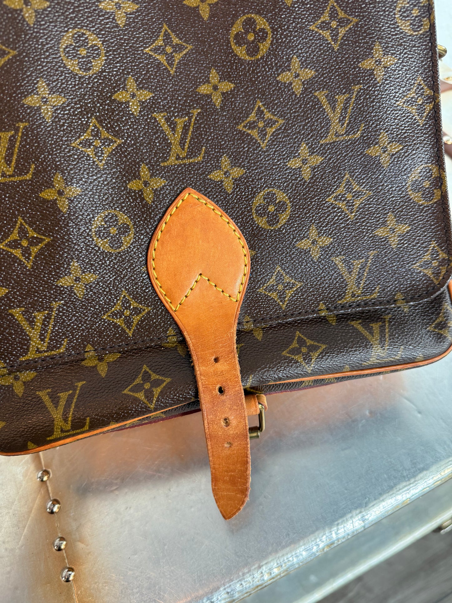 Pre-owned Louis Vuitton Cartouchiere GM Monogram Shoulder / Crossbody Bag