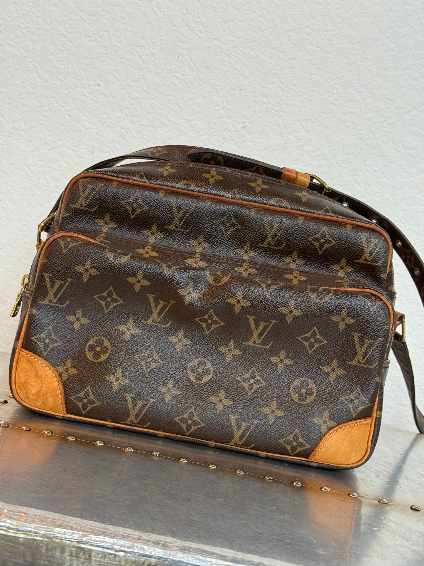 Pre-owned Authentic Louis Vuitton Nile PM Monogram Shoulder Bag/ Crossbody Bag