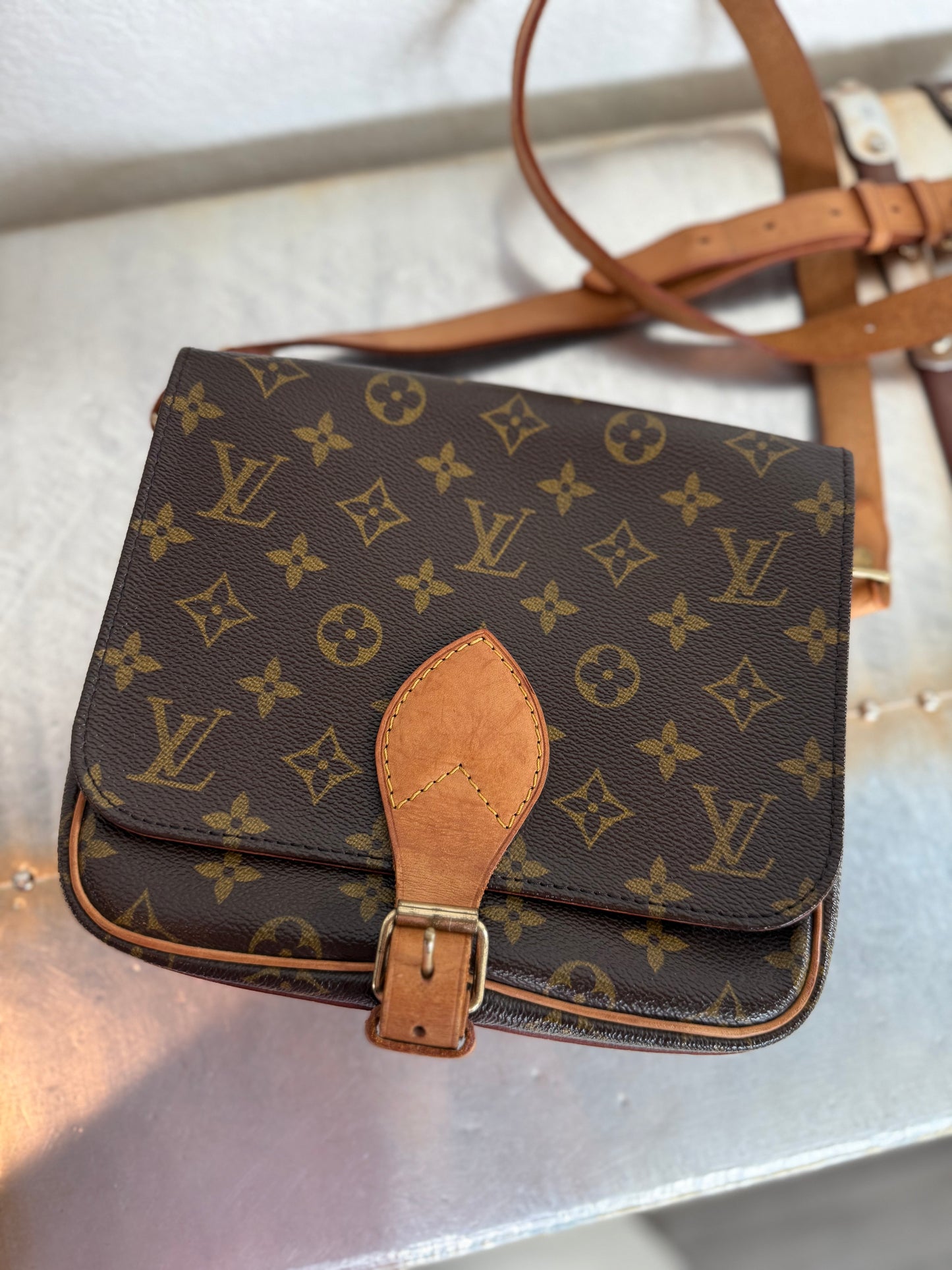 Pre-owned Louis Vuitton Cartouchiere MM Monogram Shoulder / Crossbody Bag