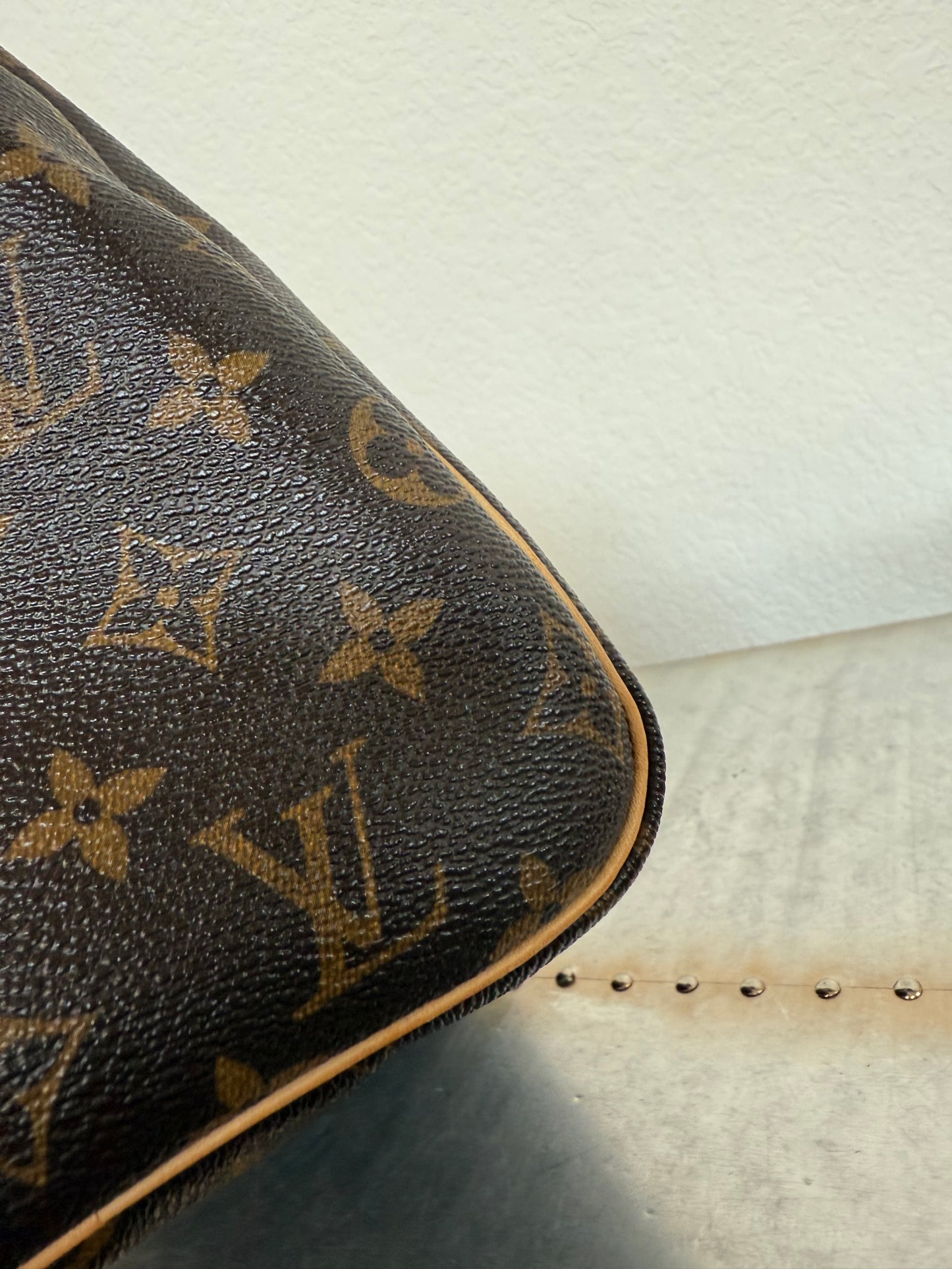 Pre-owned Authentic Louis Vuitton Speedy 30 Monogram Crossbody Bag