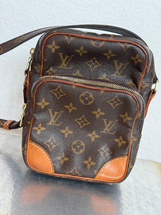 Pre-owned Authentic Louis Vuitton Amazon Monogram Crossbody Bag
