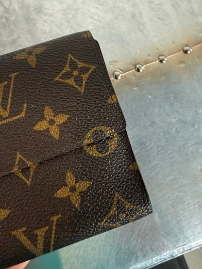 Pre-owned Authentic Louis Vuitton Portefeuille  International Monogram Wallet