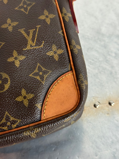 Pre-owned Authentic Louis Vuitton Amazon Monogram Crossbody Bag