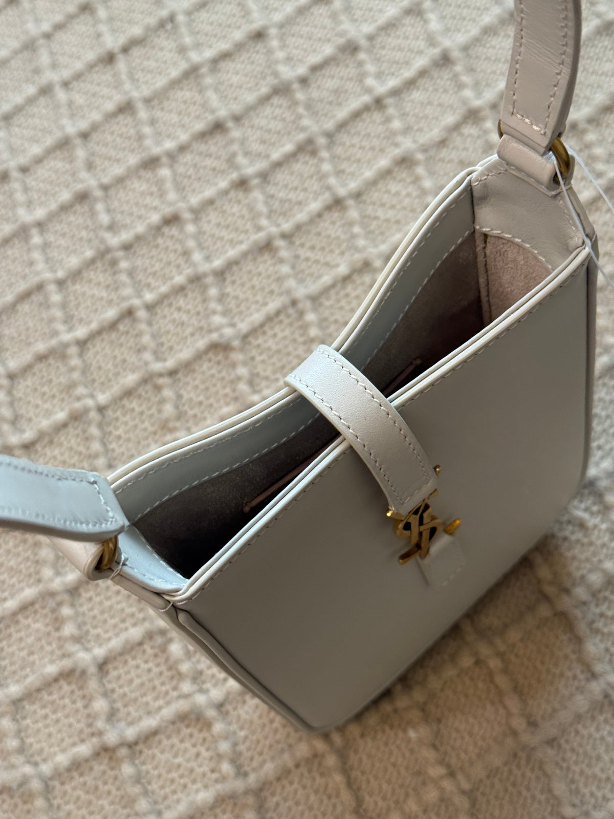 Saint Laurent Women's Mini Le 5 À 7 Vertical Leather Crossbody Bag