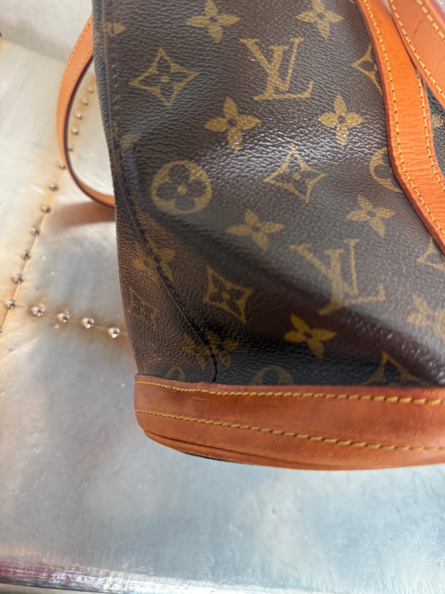 Pre-owned Authentic Louis Vuitton Bucket GM Monogram Shoulder Tote Bag