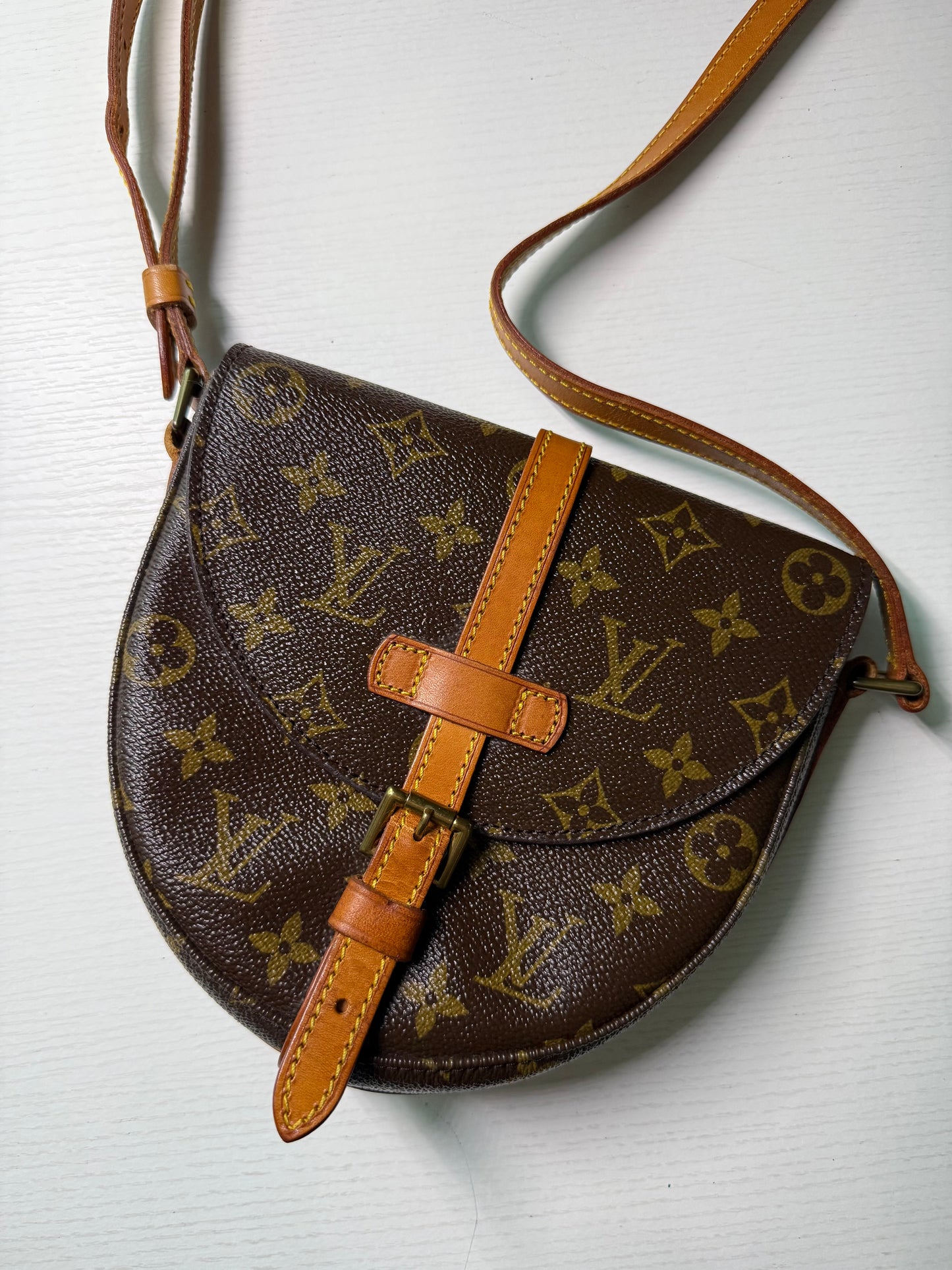 Pre-owned Authentic Louis Vuitton Chantilly PM Monogram Crossbody Bag