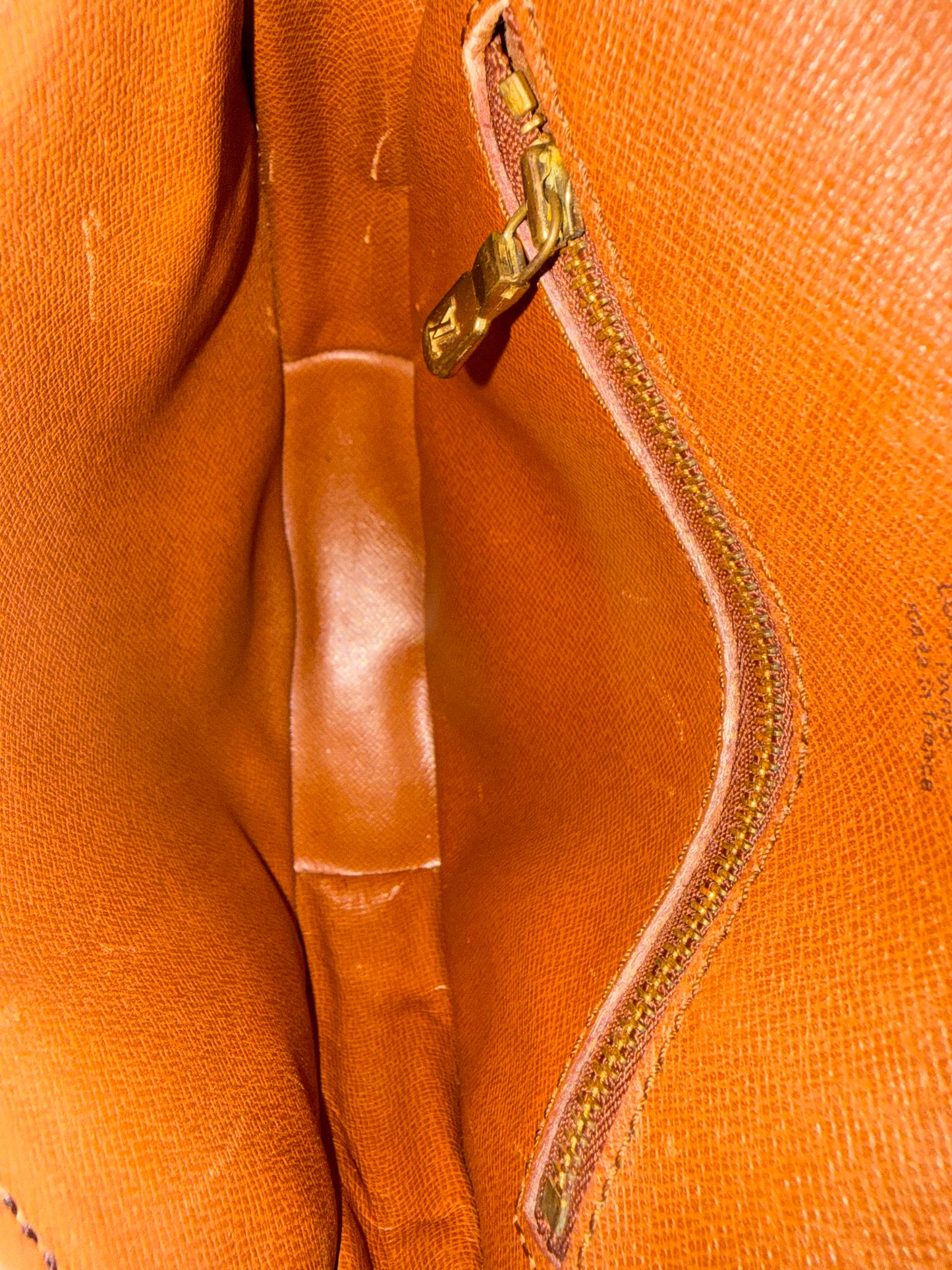 Pre-owned Authentic Louis Vuitton Chantilly PM Monogram Crossbody Bag