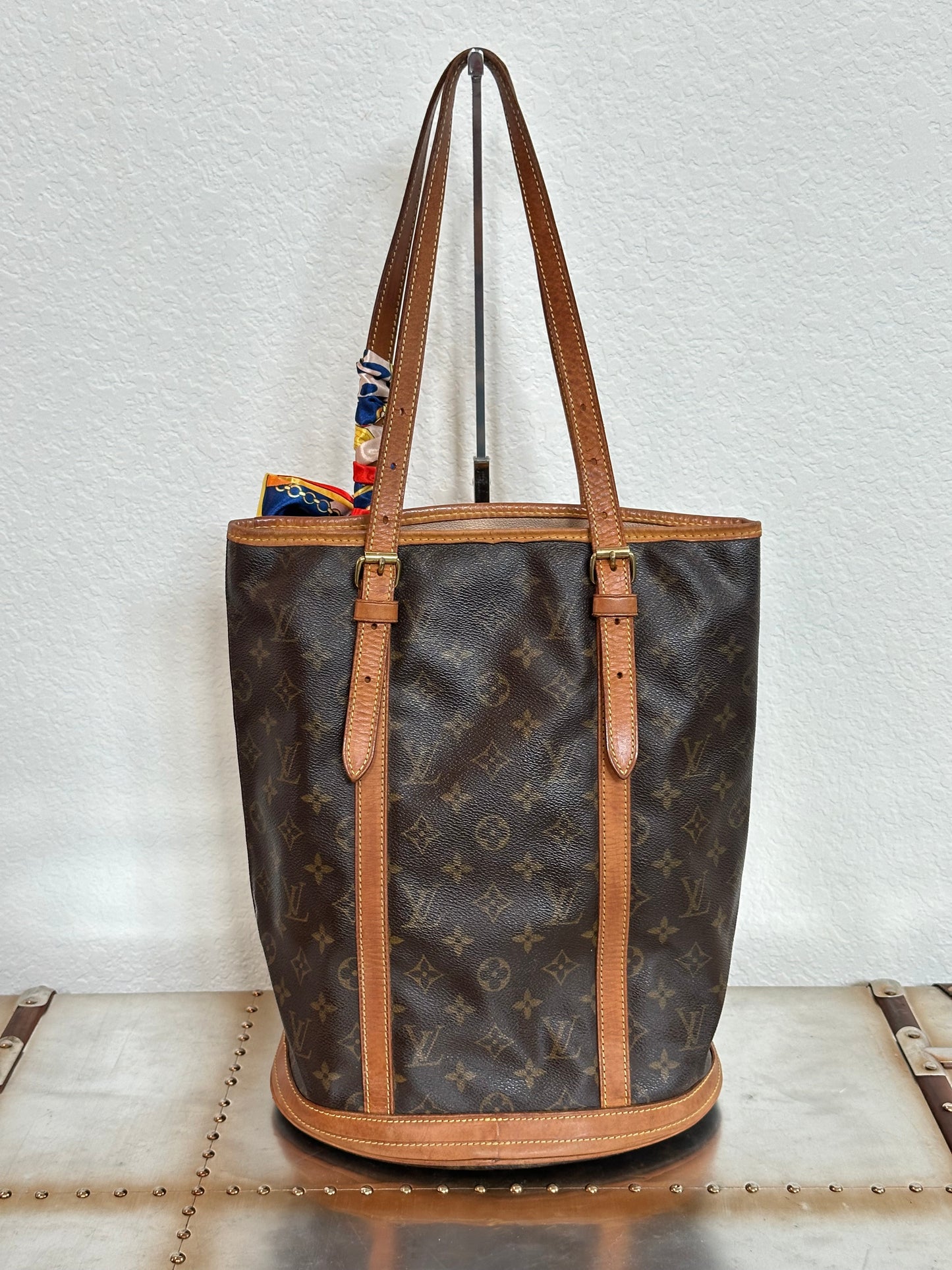 Pre-owned Authentic Louis Vuitton Bucket GM Monogram Shoulder Bag