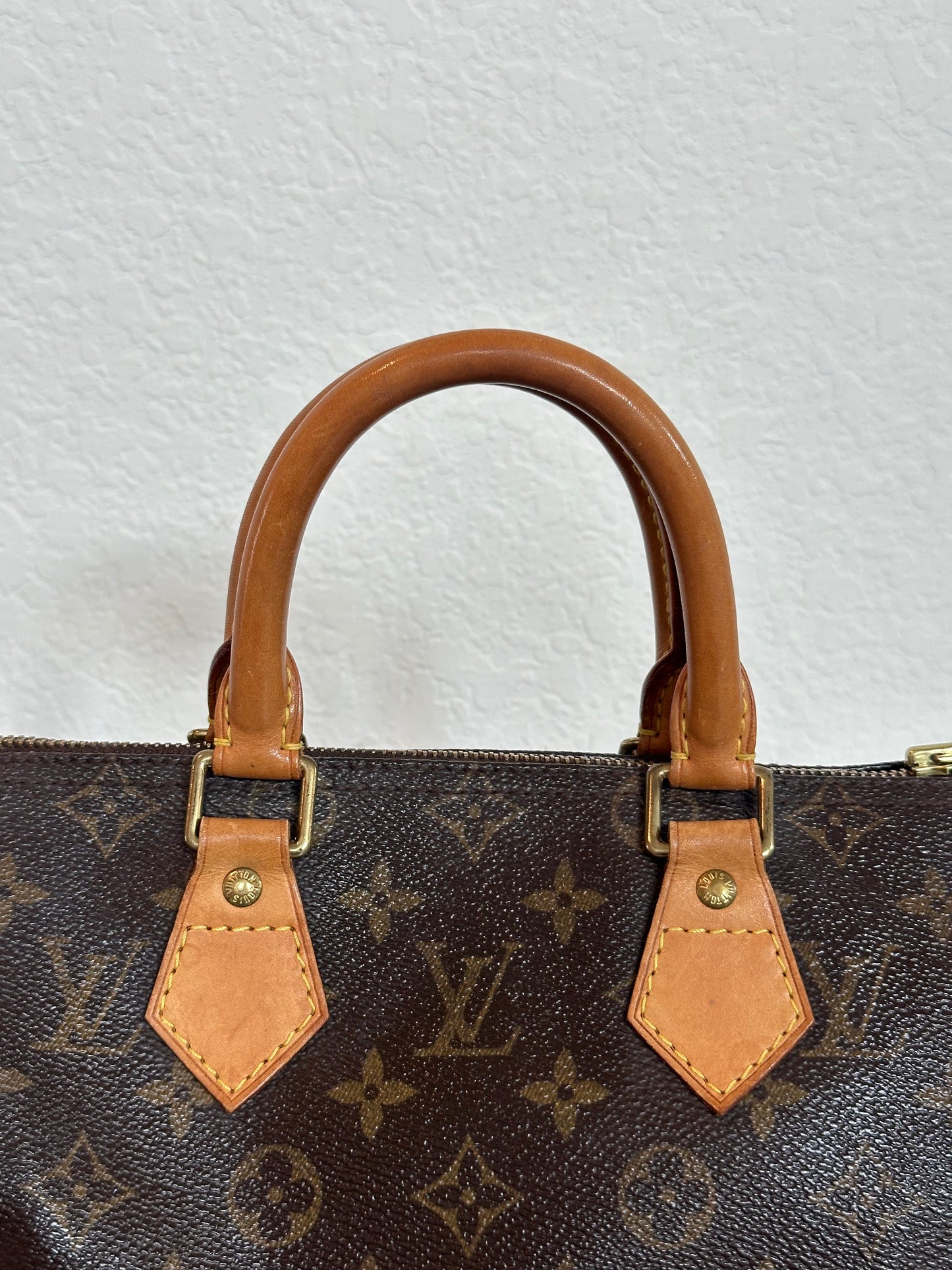 Pre-owned Authentic Louis Vuitton Speedy 25 Monogram Handbag