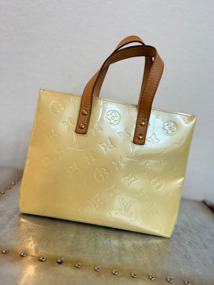 Pre-owned Authentic Louis Vuitton Reade PM Vernis Handbag