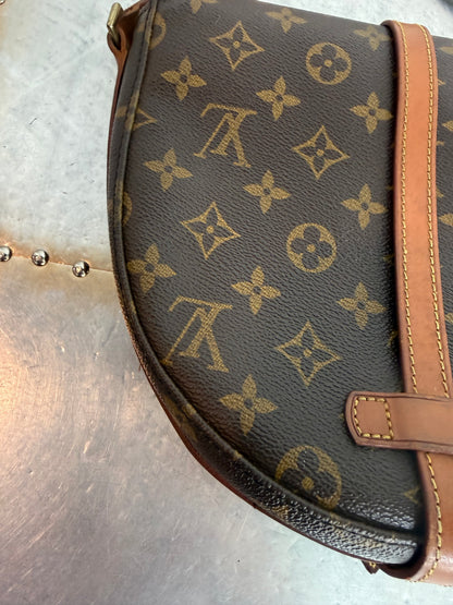 Pre-owned Authentic Louis Vuitton Chantilly MM Monogram Crossbody Bag