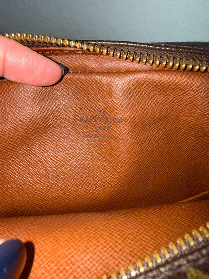 Pre-owned Authentic Louis Vuitton Amazon Monogram Crossbody Bag