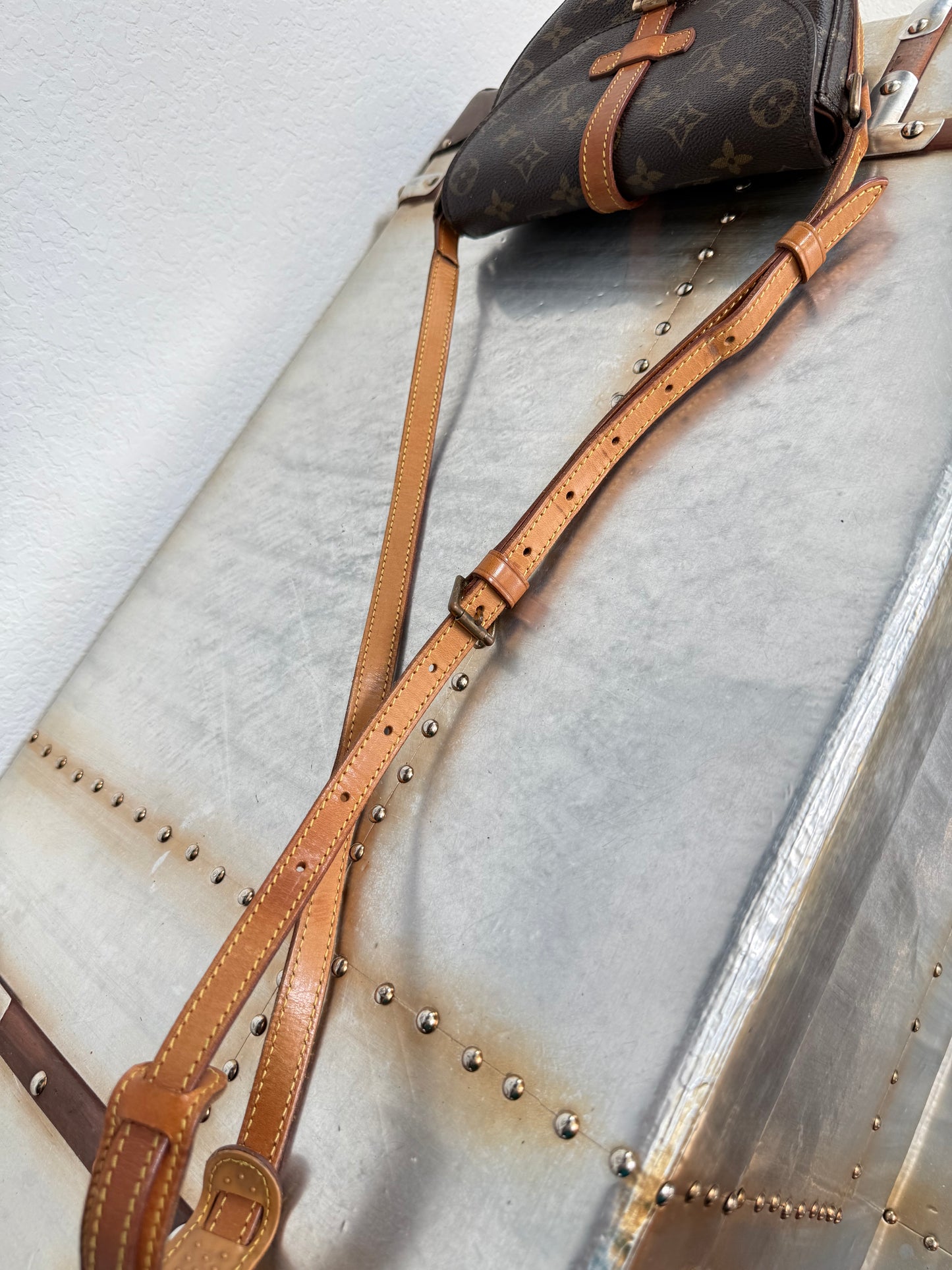 Pre-owned Authentic Louis Vuitton Chantilly PM Monogram Crossbody Bag