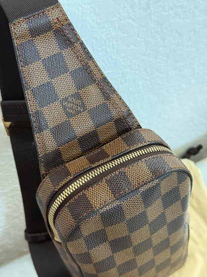 Pre-owned Authentic Louis Vuitton Damier Ebene Geronimos Body Bag
