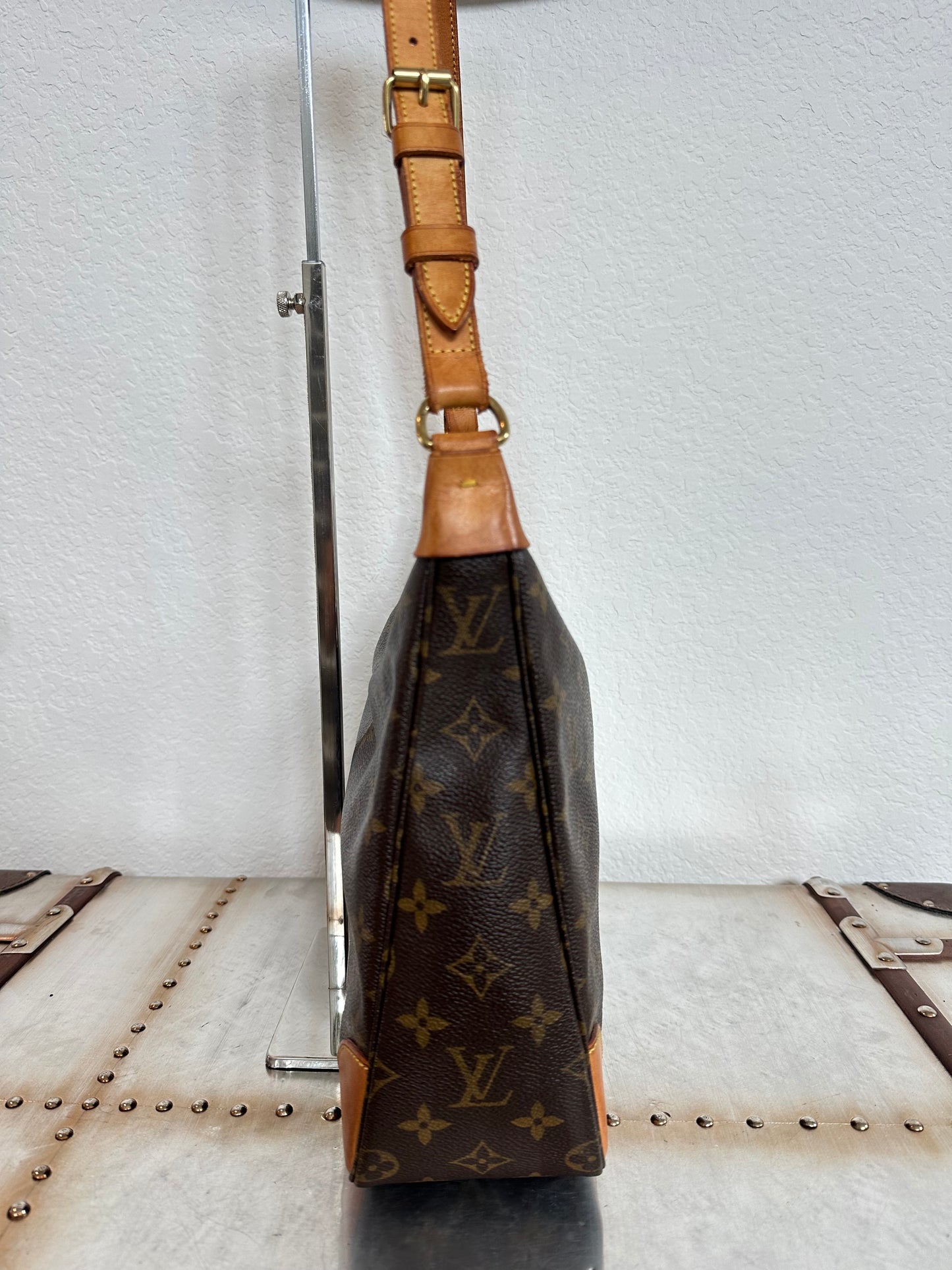 Pre-owned Authentic Louis Vuitton Boulogne 30 Monogram Shoulder Bag