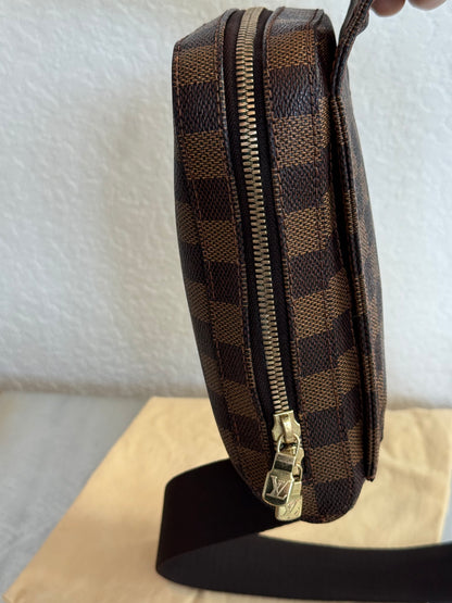 Pre-owned Authentic Louis Vuitton Damier Ebene Geronimos Body Bag