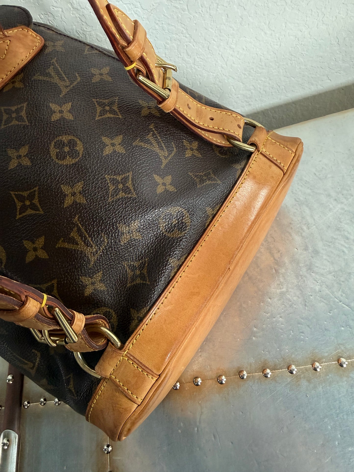 Pre-owned Authentic Louis Vuitton Montsouris MM Monogram Backpack