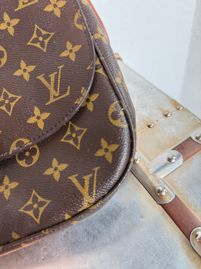 Pre-owned Authentic Louis Vuitton Saint Cloud GM Monogram Crossbody Bag