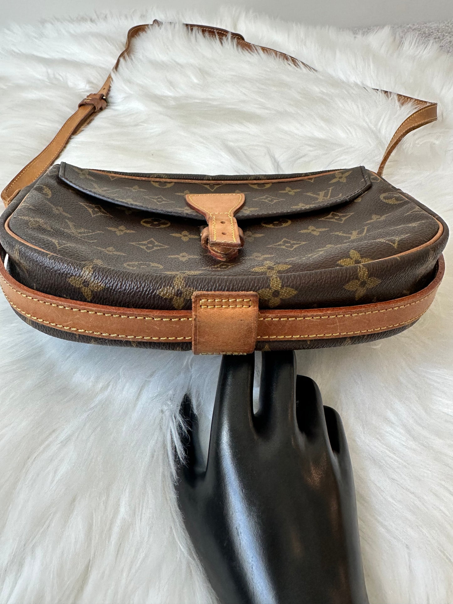 Pre-owned Authentic Louis Vuitton Jeune Fille MM Monogram Crossbody Bag