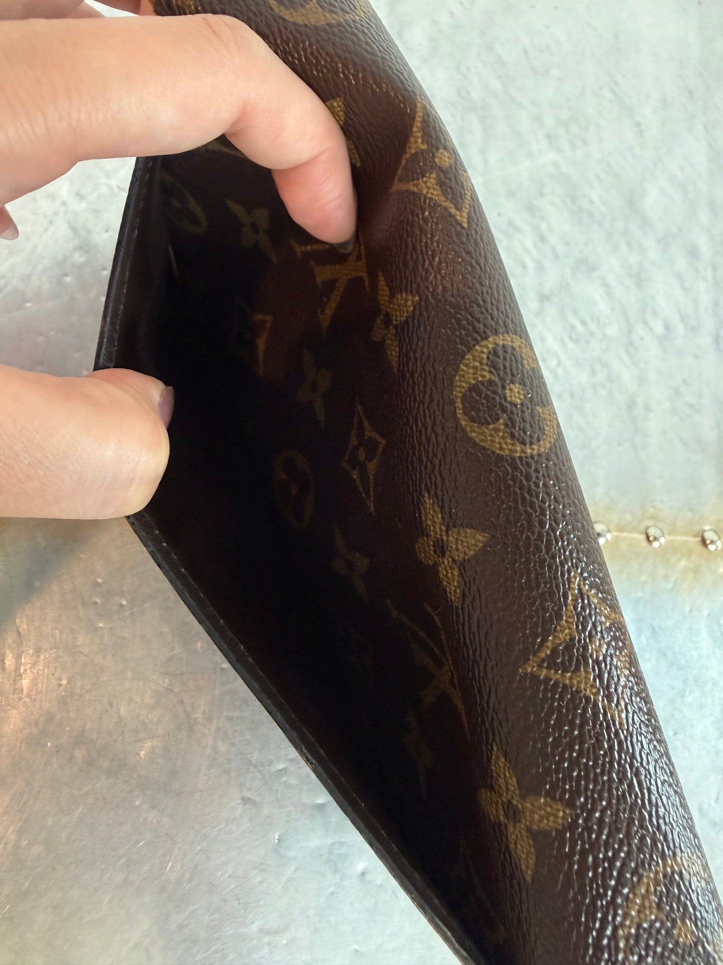 Pre-owned Authentic Louis Vuitton Flore Monogram Long Wallet
