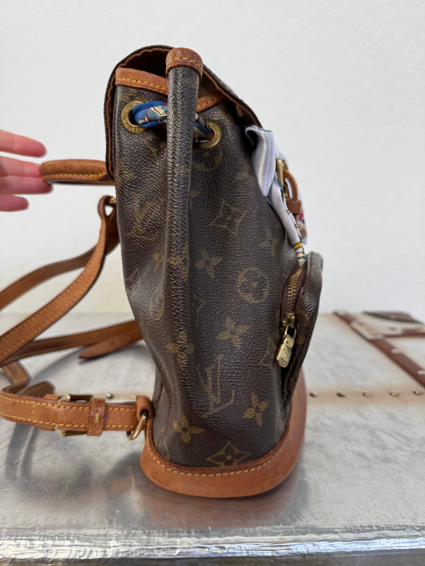 Pre-owned Authentic Louis Vuitton Montsouris Mini Monogram Backpack